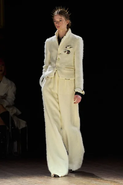 Look 23